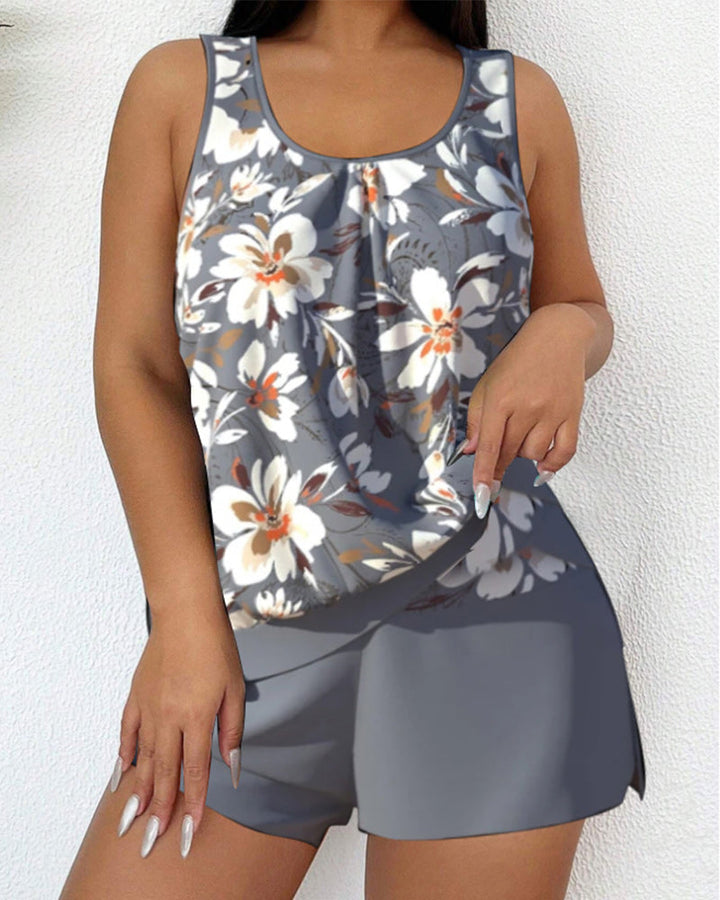 Tankini est disponible dans des styles et des imprimés décontractés