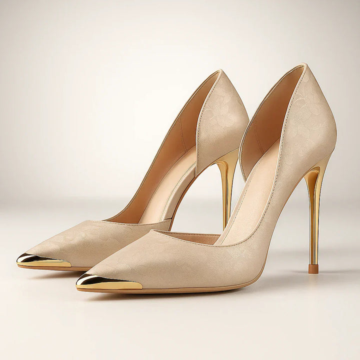 Verde Éclat™ – Tacones de Satén con Punta Dorada
