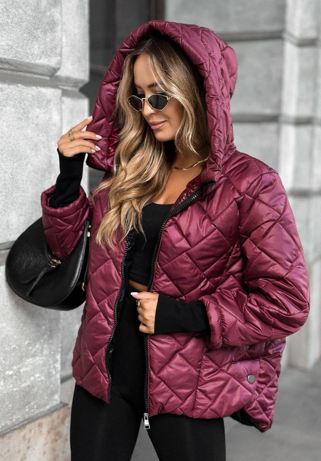 Nadia | Chaqueta cálida con capucha