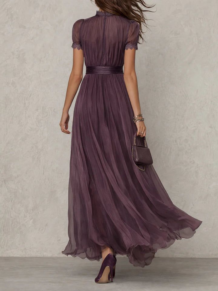 Camila | Vestido largo violeta con abertura frontal