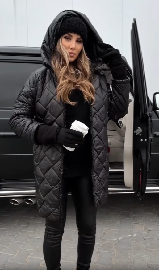 Martina | Elegante chaqueta de plumón acolchada con capucha