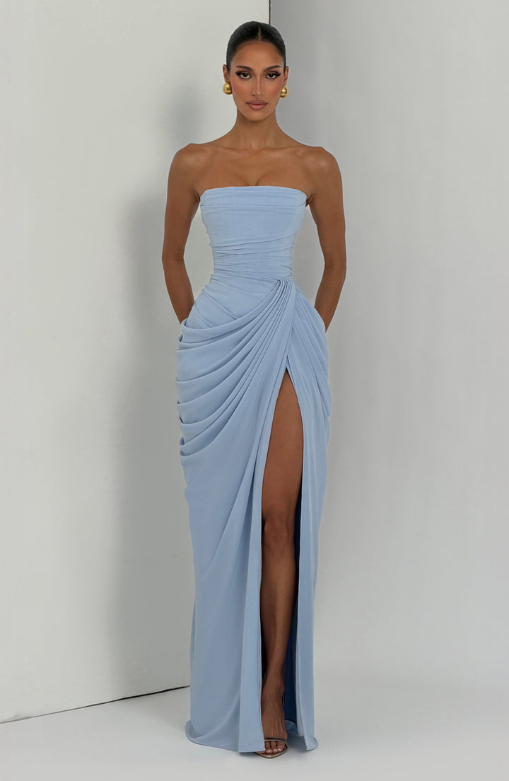 Valeria | Elegancia escultural que realza tu figura