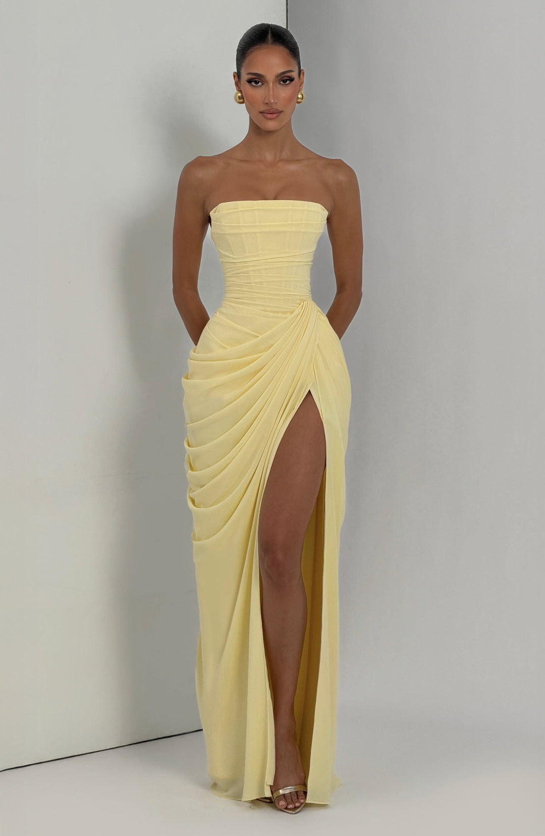 Valeria | Elegancia escultural que realza tu figura