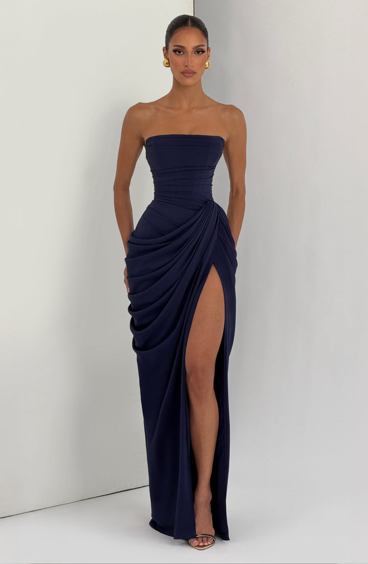 Valeria | Elegancia escultural que realza tu figura