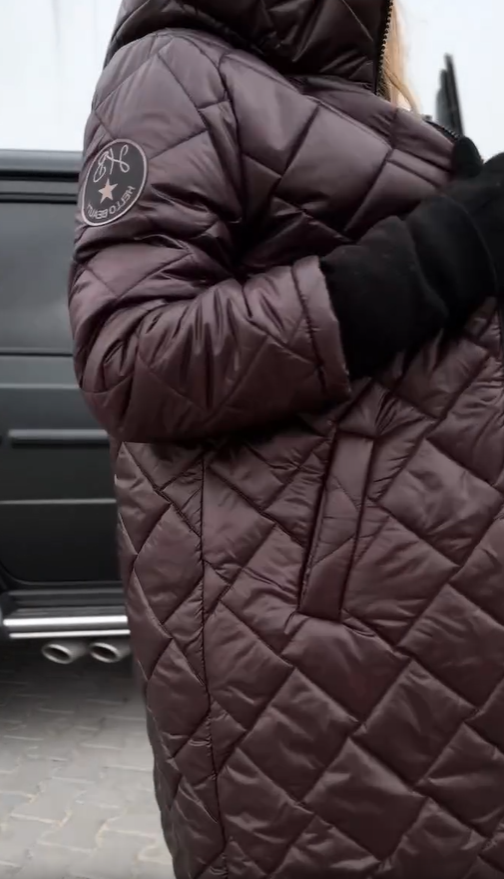 Martina | Elegante chaqueta de plumón acolchada con capucha